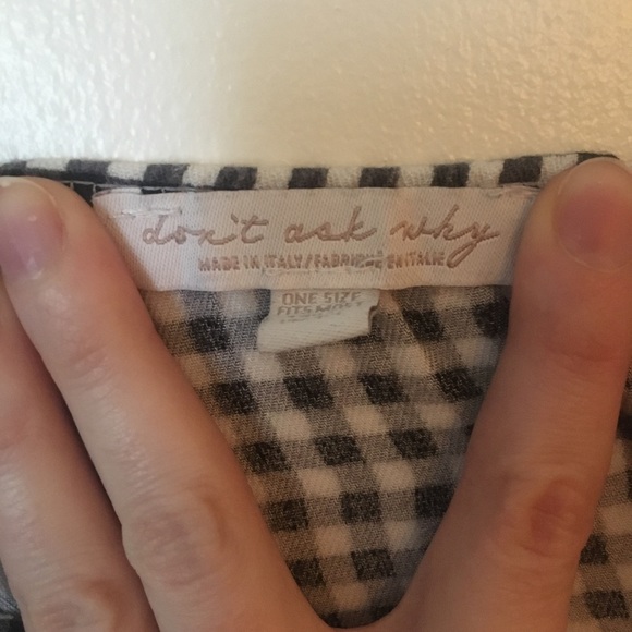 American Eagle (Don’t Ask Why) Romper with Pockets - Picture 3 of 3